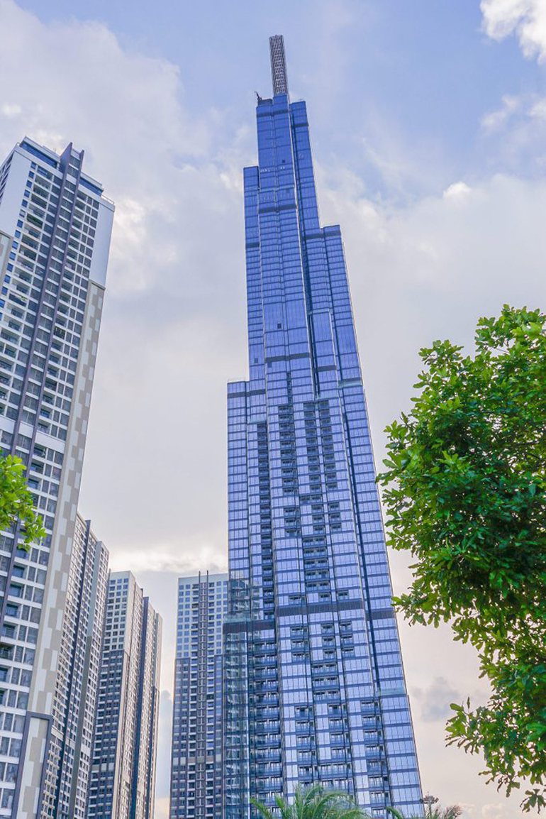 12. Vincom Landmark 81