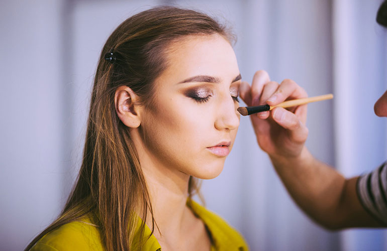 Nose contouring instead of a nose job
