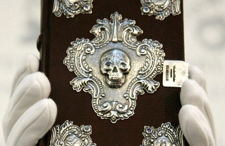 The Tales of Beedle the Bard