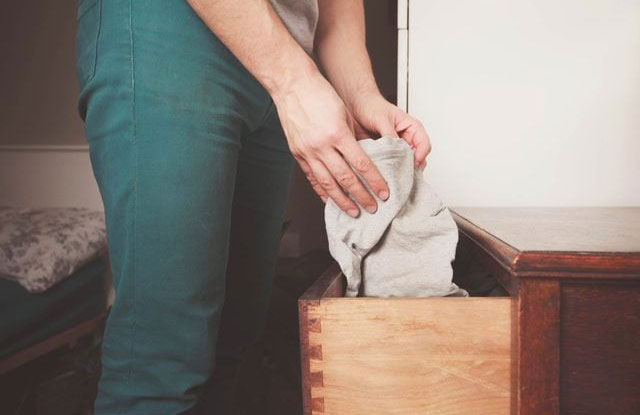 Keep the guest room tidy