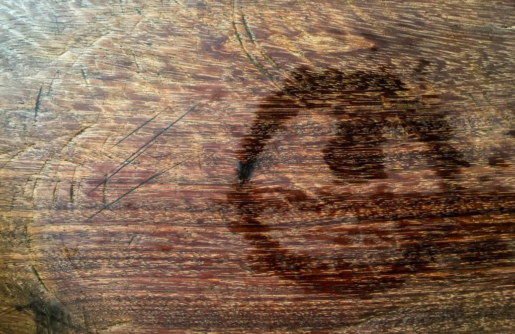 Remove watermarks from furniture