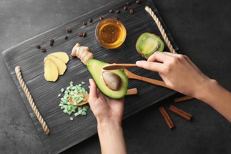 Kitchen cures for burns