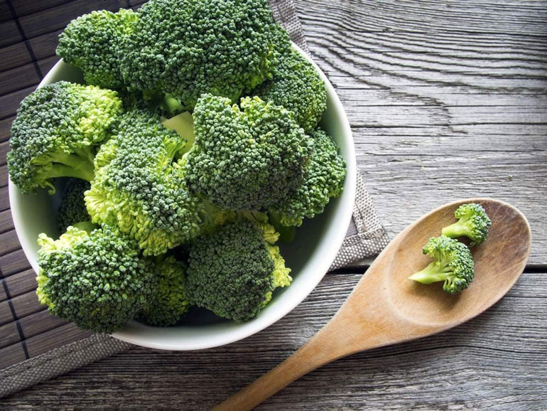 Broccoli, brussels sprouts, cauliflower and kale are all ulcer-friendly foods
